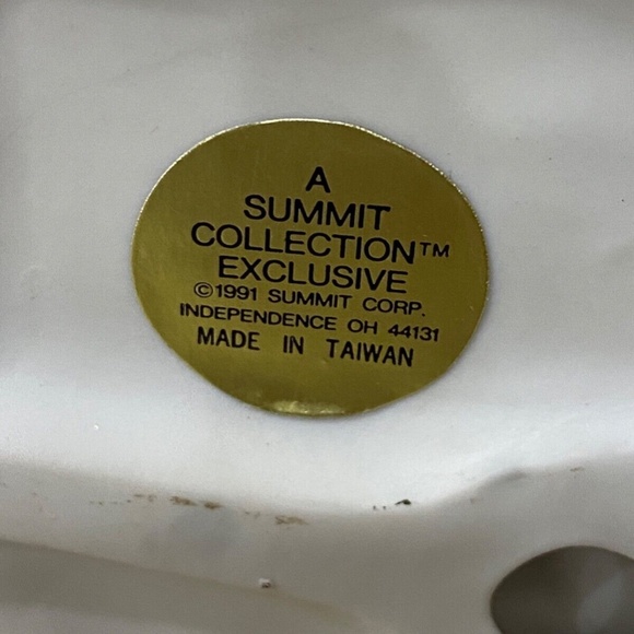 Summit Collection Exclusive 1991 Bridge Tree Dog Run Figurine Christmas Village - Picture 9 of 12